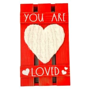 "NWT" Valentine's Day Wooden Heart Sign "You Are Loved"